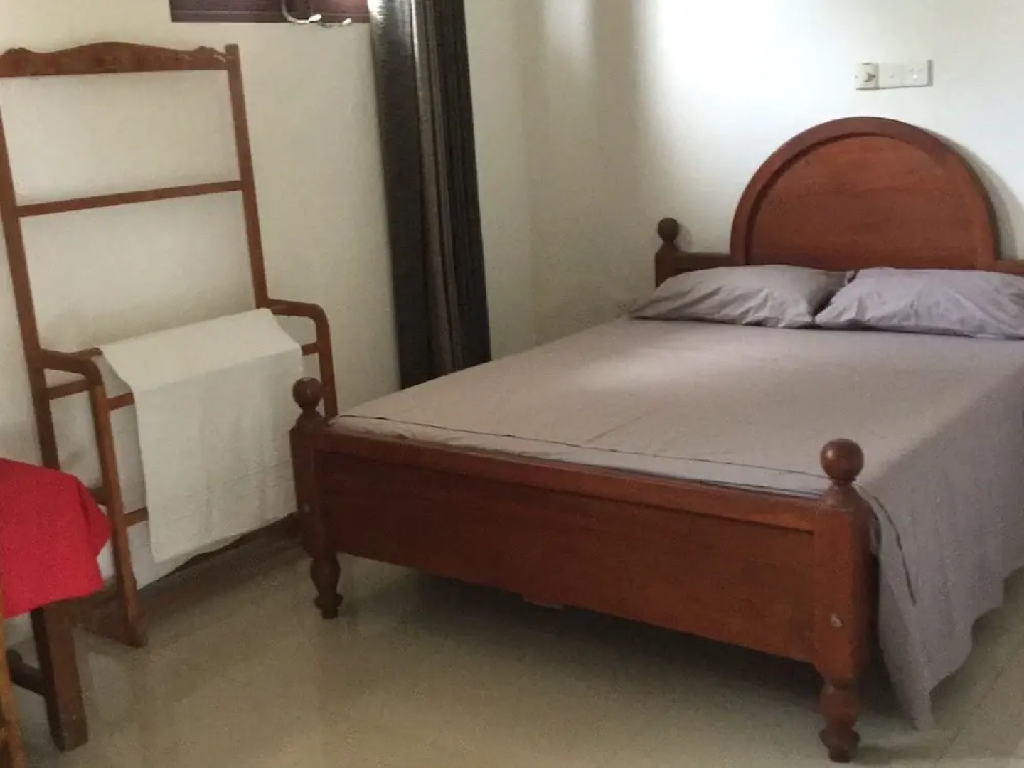 White Baby Guest House & Restaurant