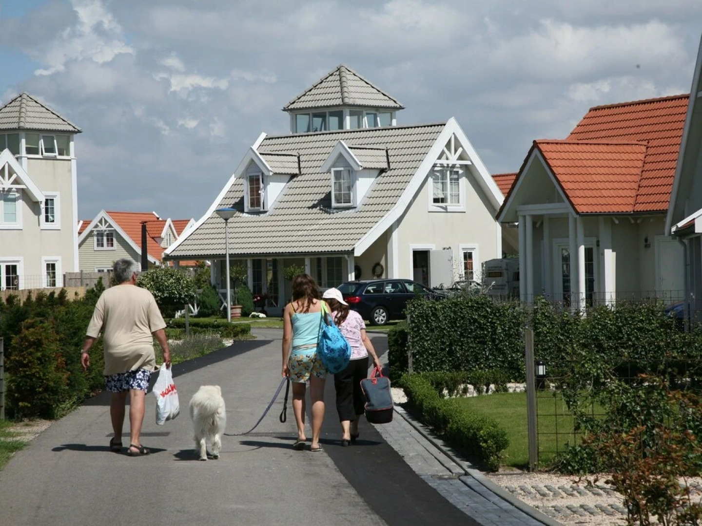 Detached Villa With a Terrace Near the Beach