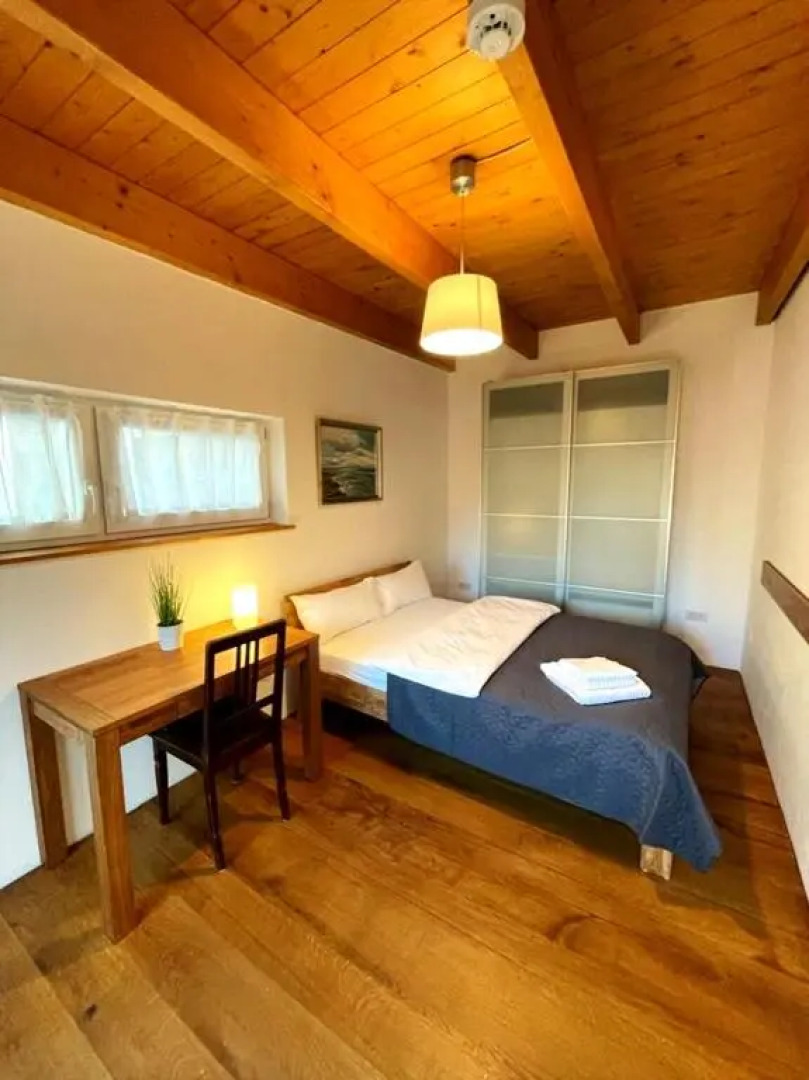 Ferienwohnung im Stadtzentrum von Bernau - Komfortable Wohnung mit 2 Zimmern, Bad, Spülmaschine, Waschmaschine, komplette Küche, WLAN, Terrasse, ruhige Lage