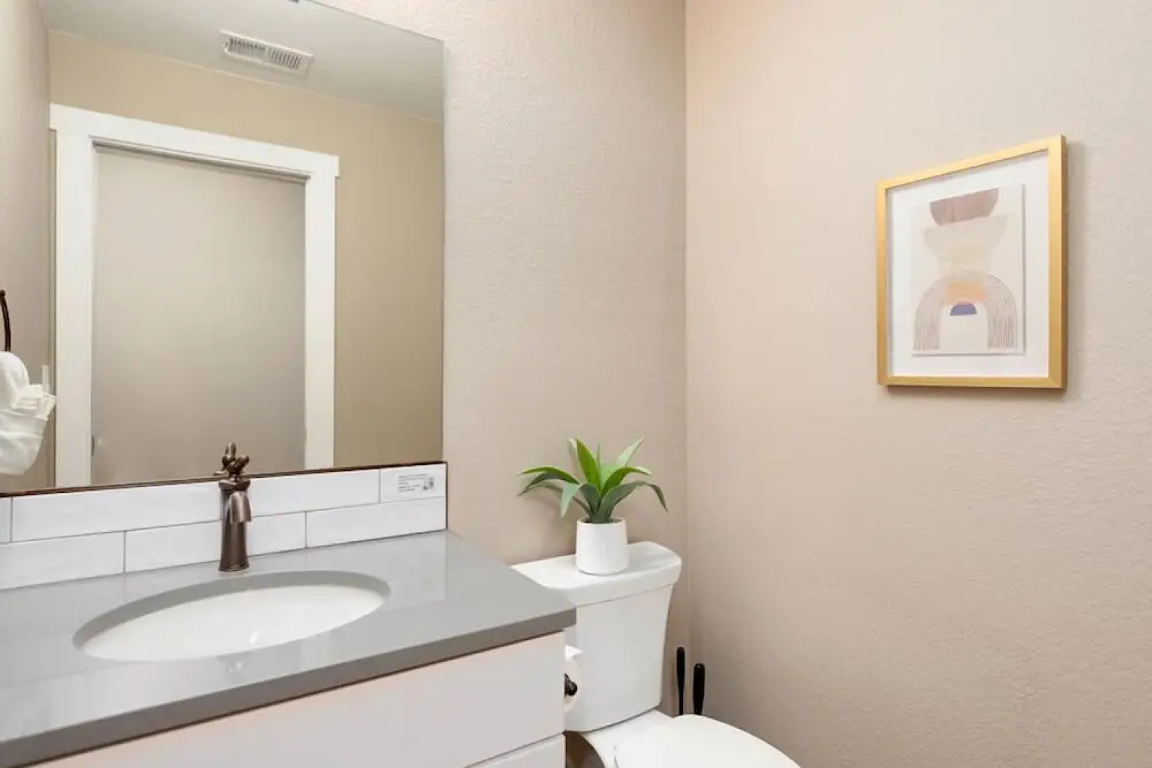 Amazing Urban Townhome Near Breweries & River!