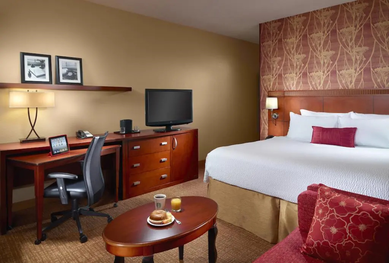 Courtyard by Marriott Atlanta Airport South/Sullivan Road