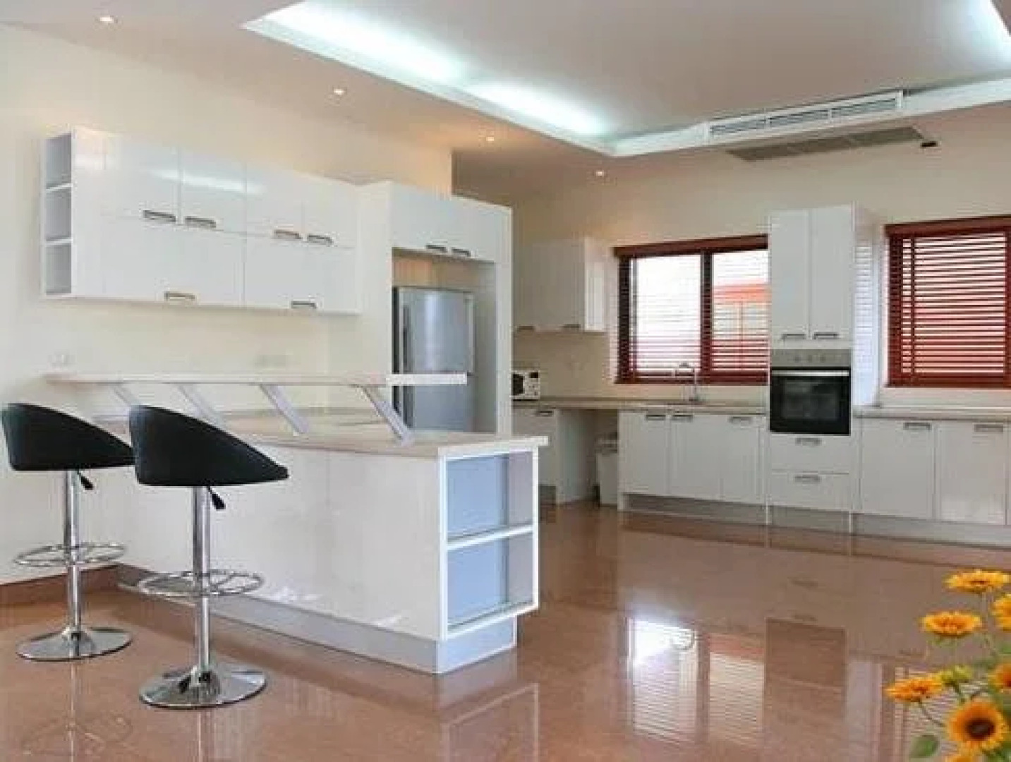 Phoenix Lakeside Pool Villa