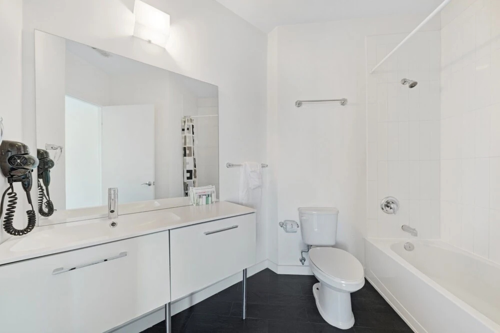 Global Luxury Suites at Downtown Stamford