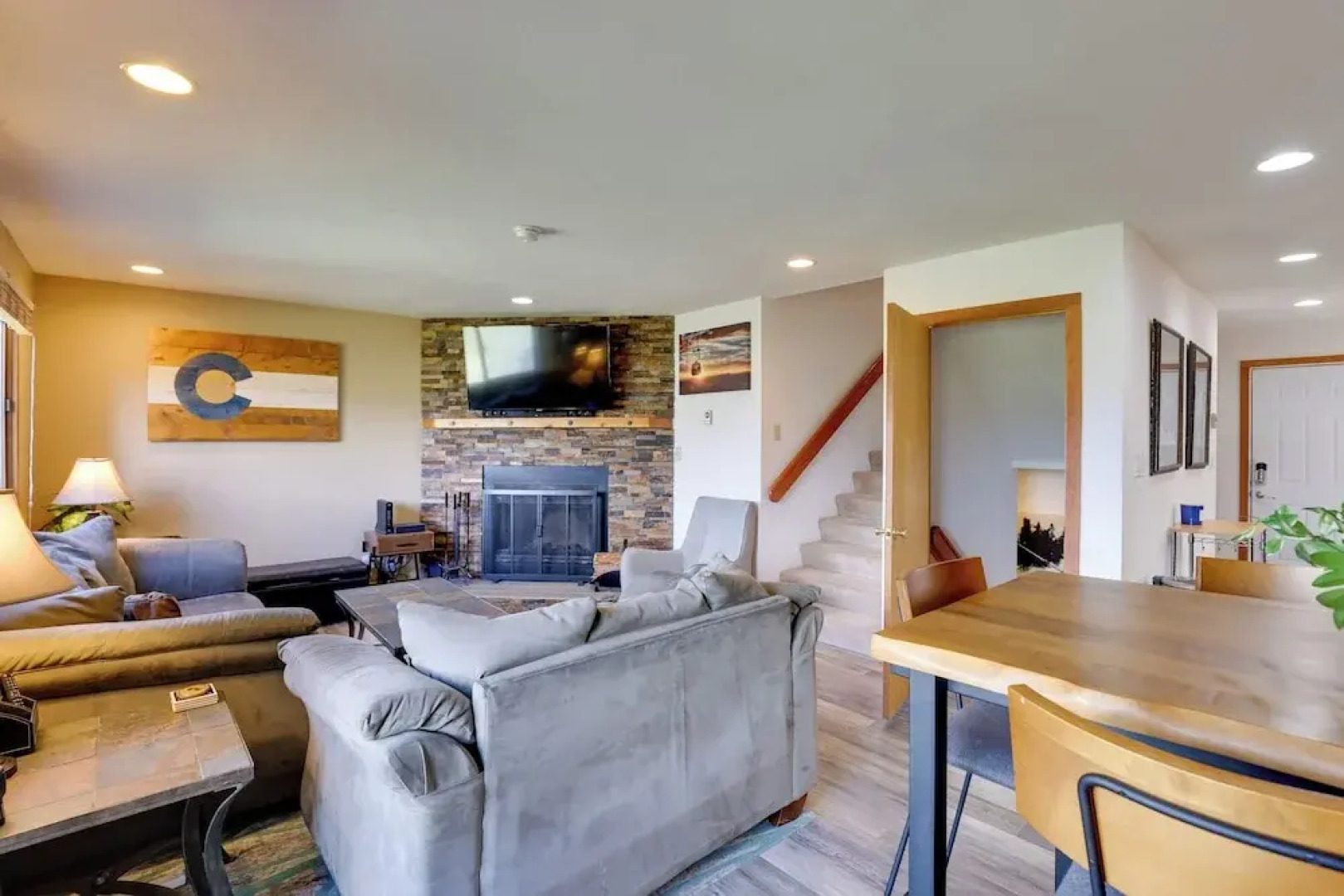4 Mi to Marina: Family Townhome in Silverthorne!