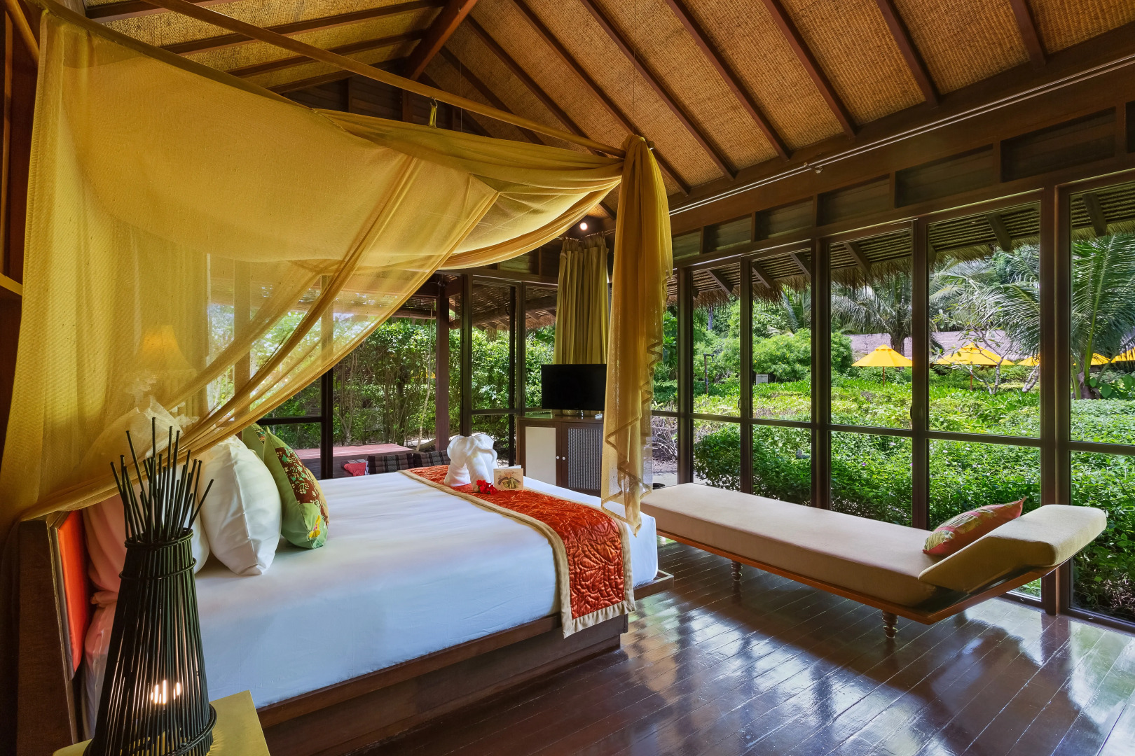 OUTRIGGER Phi Phi Island Resort