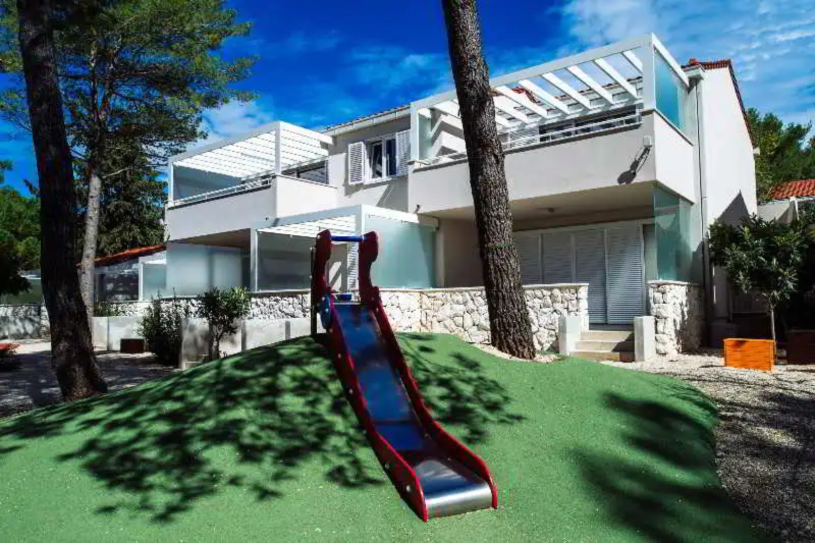 Zaton Holiday Resort 4 Star Apartments