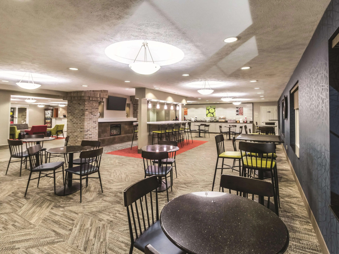 La Quinta Inn & Suites by Wyndham Fargo-Medical Center