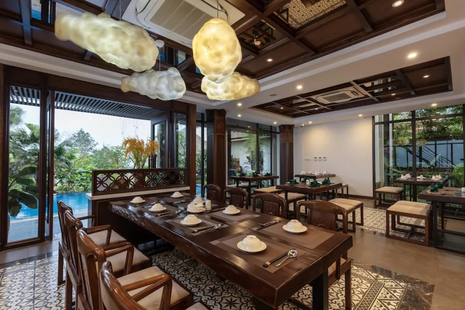 Ebino Pù Luông Resort