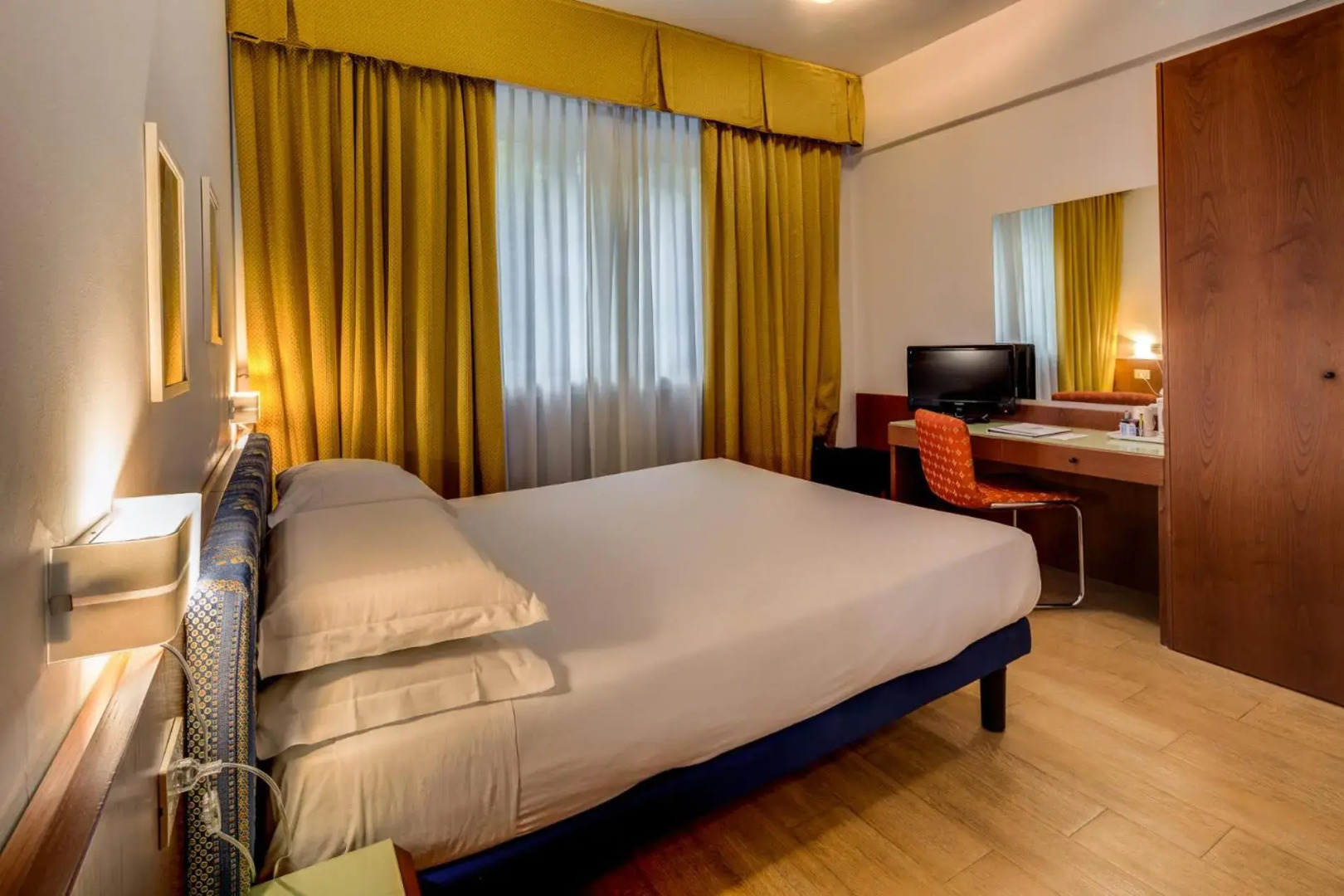 Отель Best Western City