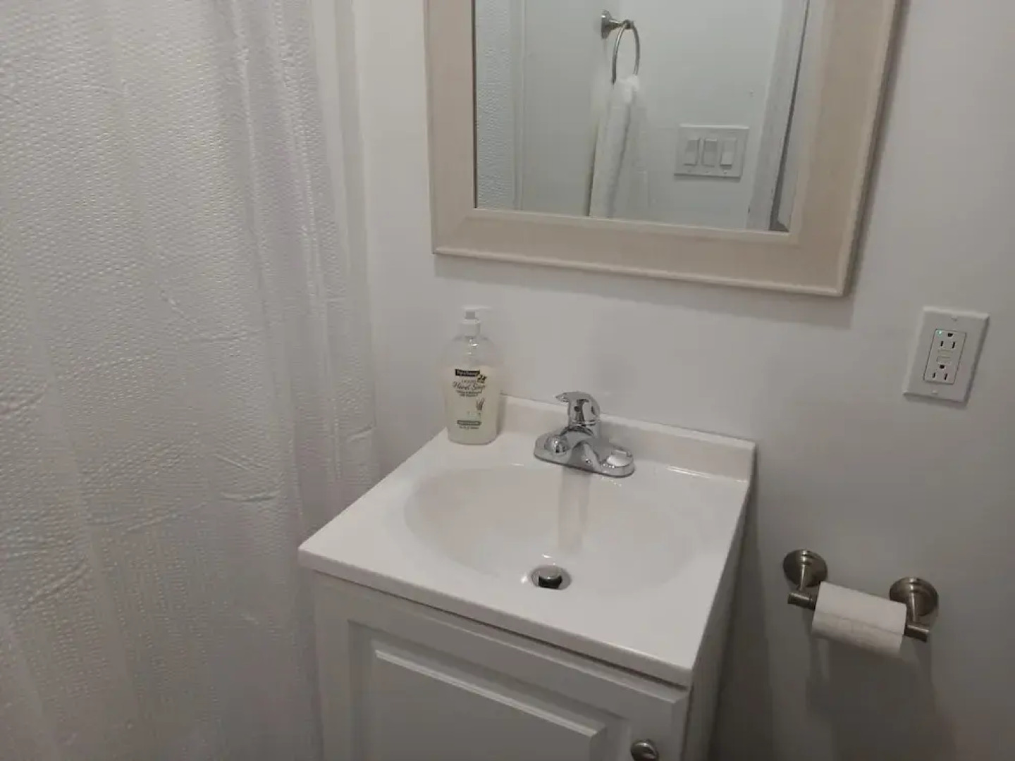 Global Bed & Breakfast