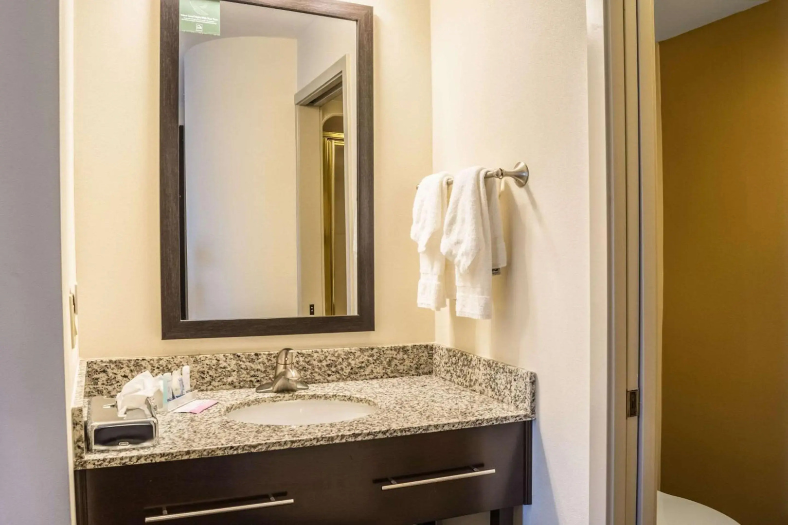 Sleep Inn Bend Crossroads Plaza