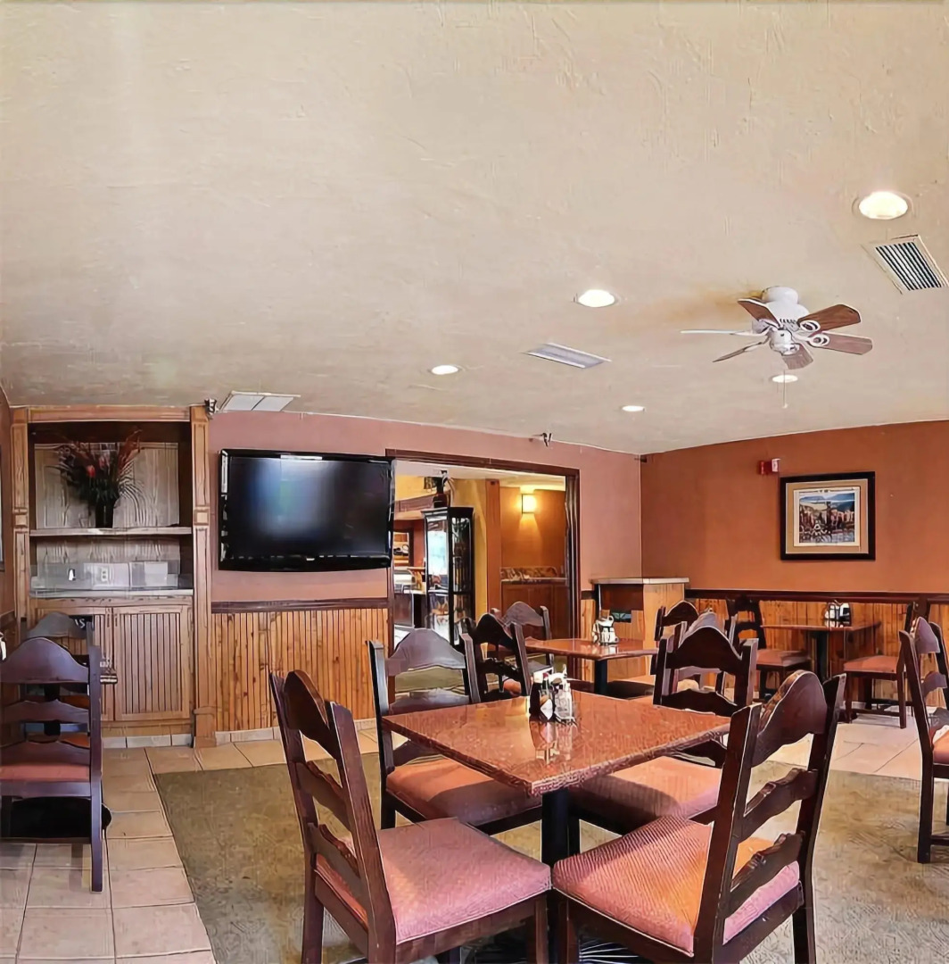 Ruidoso Mountain Inn