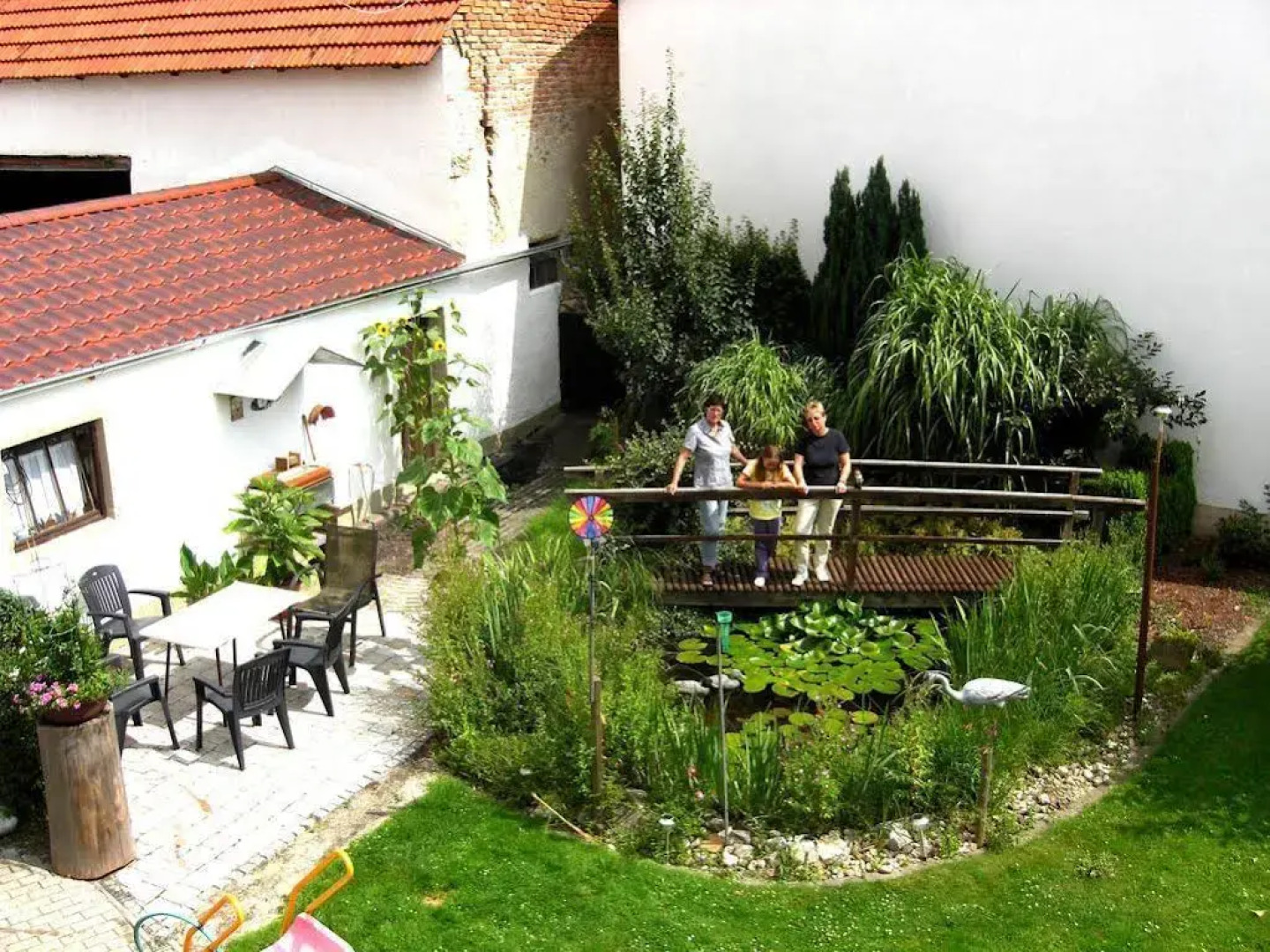 Pension Eichschmid / Röll´n Biergarten