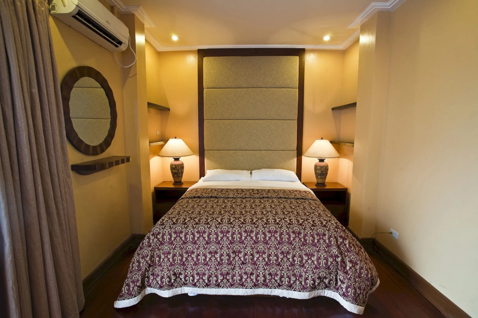 Moonbay Marina The Villas