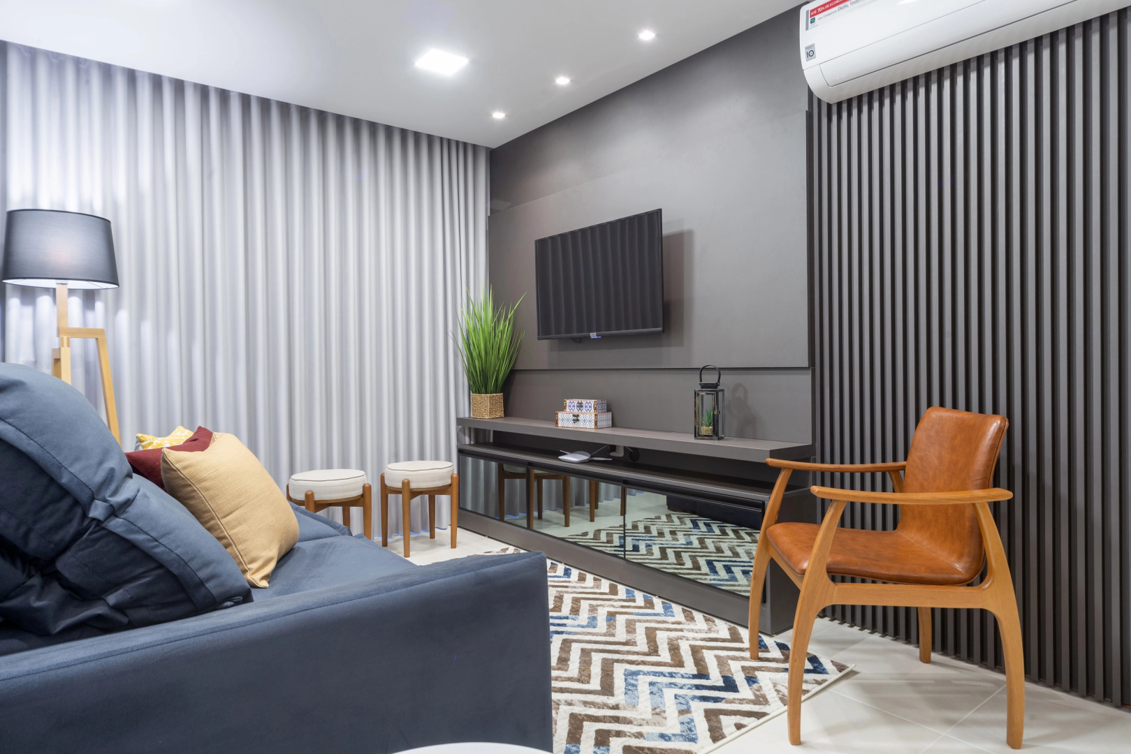 Novíssimo apto de 2 quartos no centro de Gramado