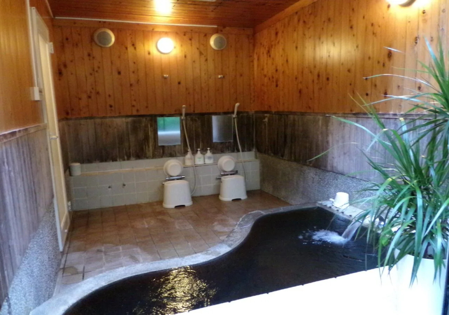 Cafe & inn That Sounds Good