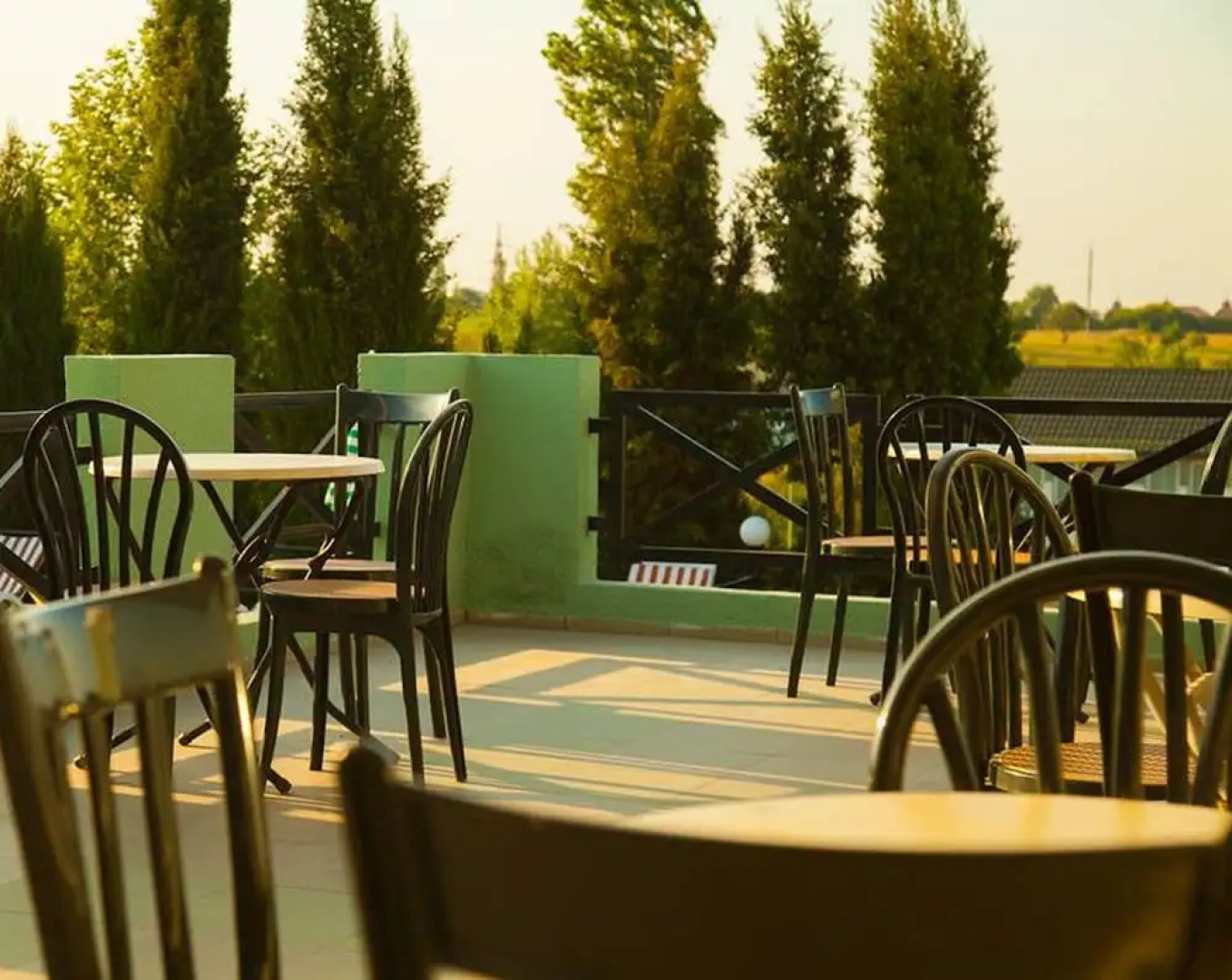 Отель Holiday Village