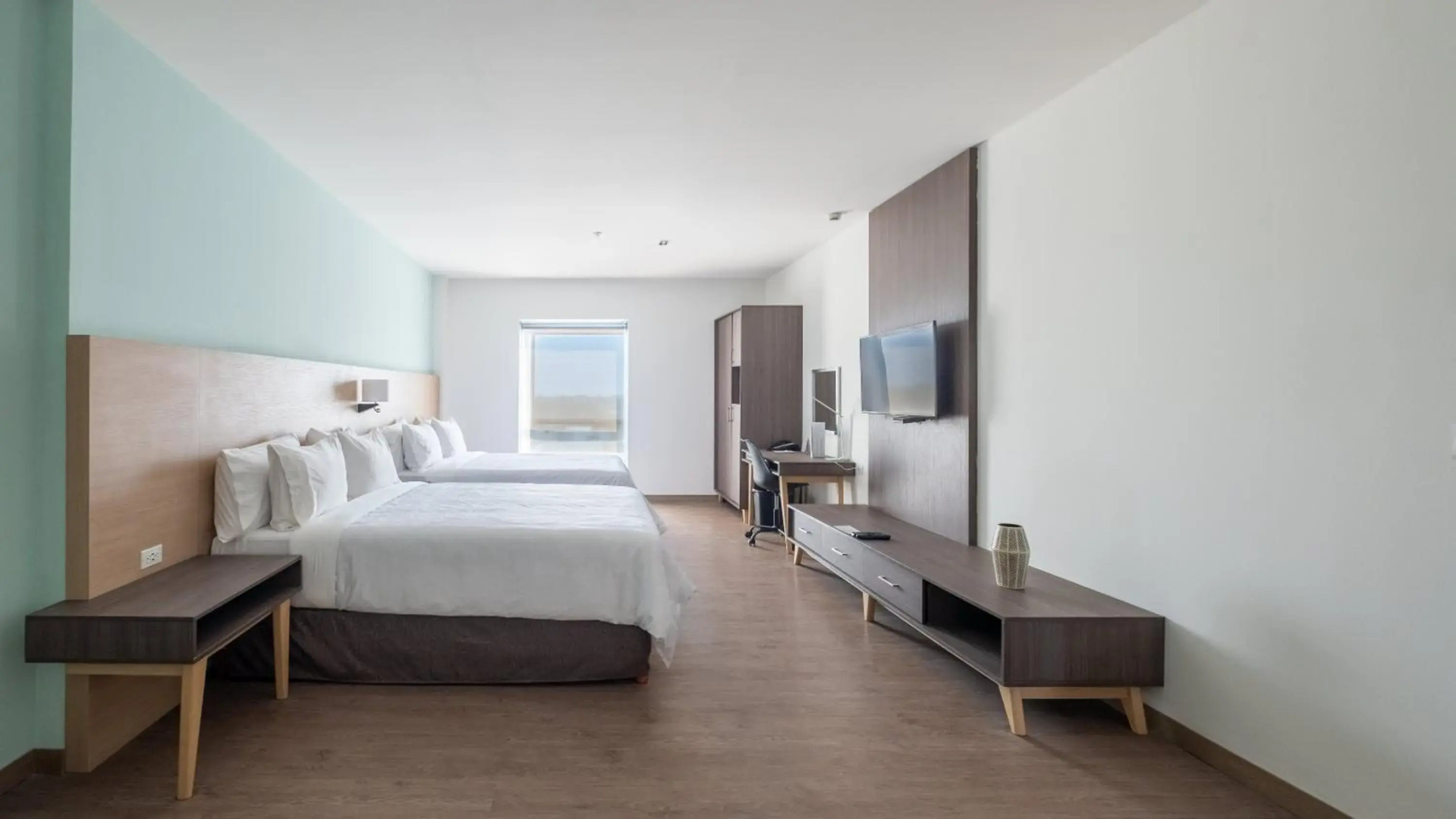 Staybridge Suites Villahermosa  by IHG