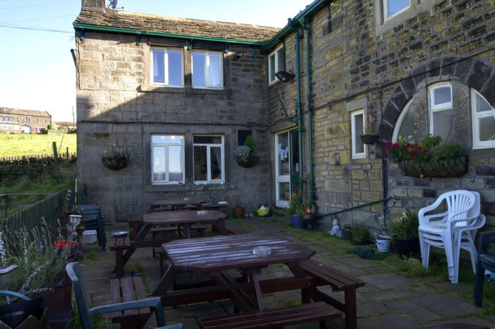 The Hare and Hounds Country Inn