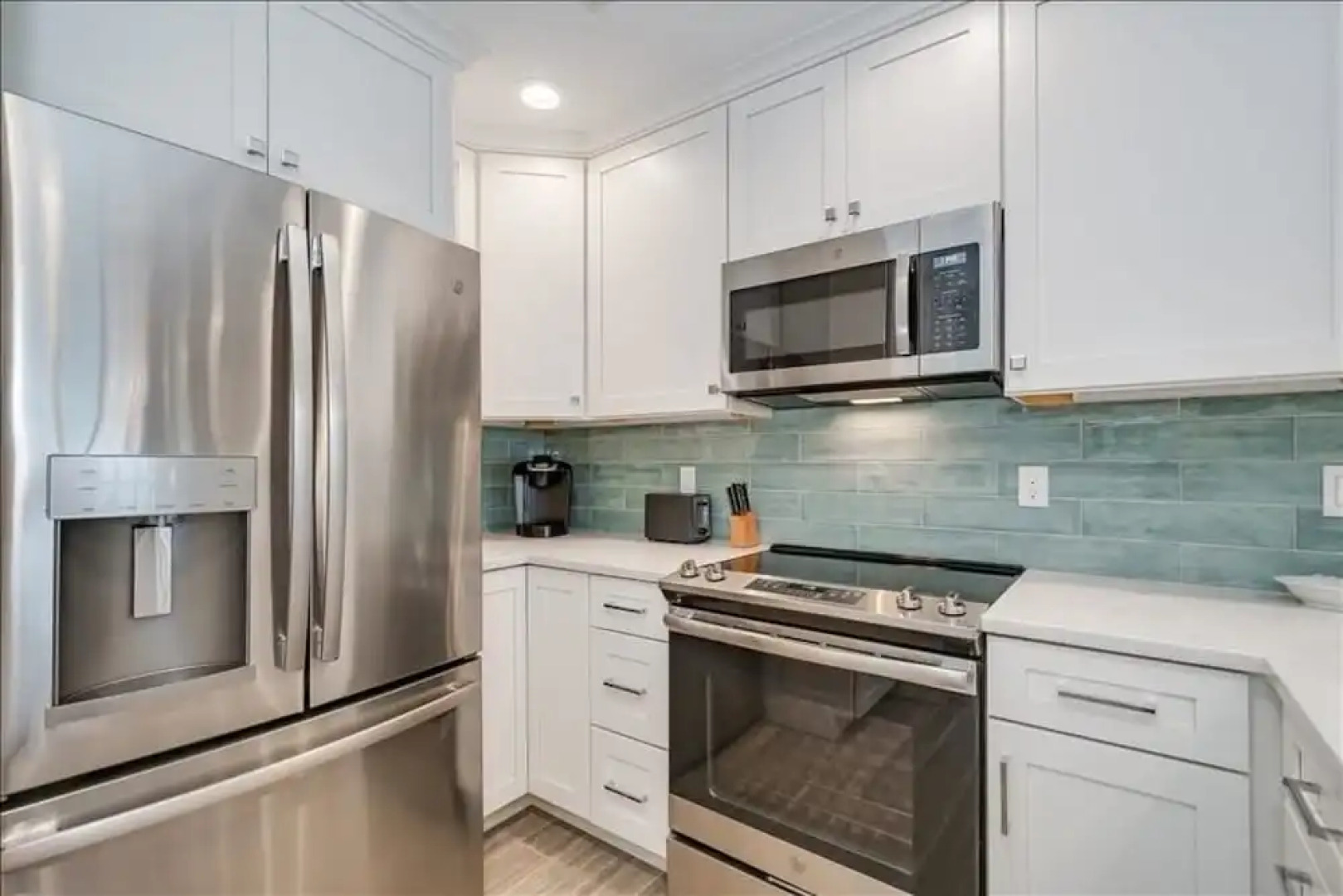 Sundown Villa Unit 02 2 Bedrooms 2.5 Bathrooms Villa