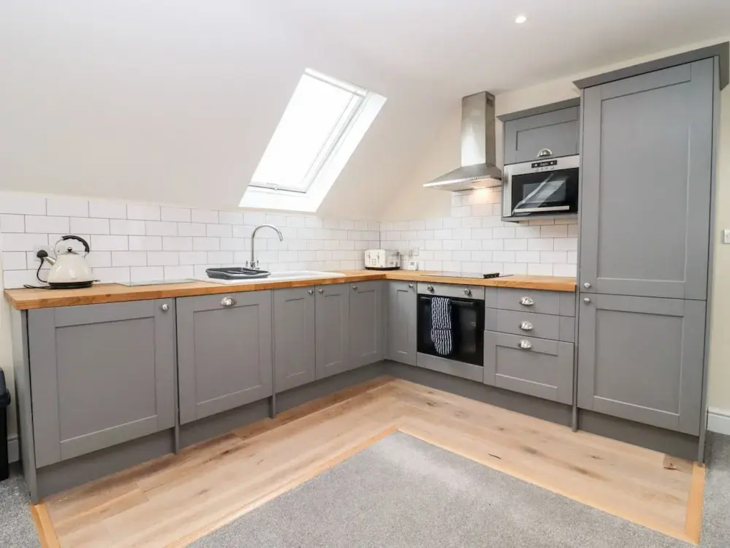 Bears Court The Flat