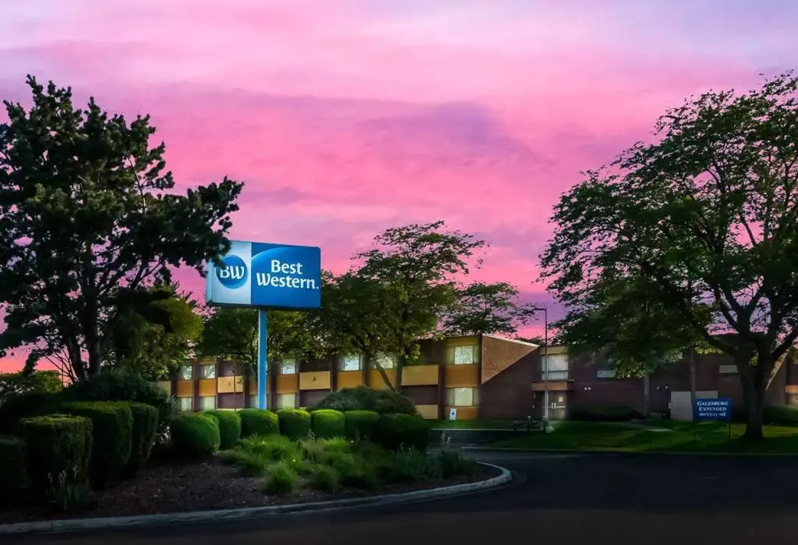 Best Western Prairie Inn & Conference Center