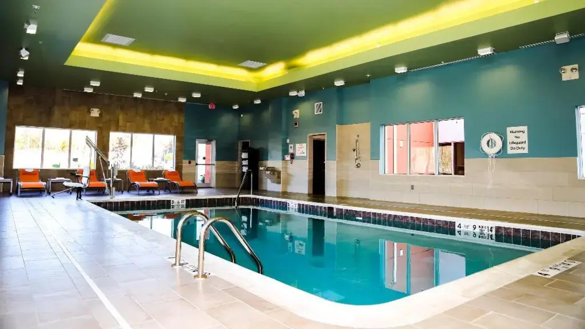 Holiday Inn Express & Suites Kingston-Ulster