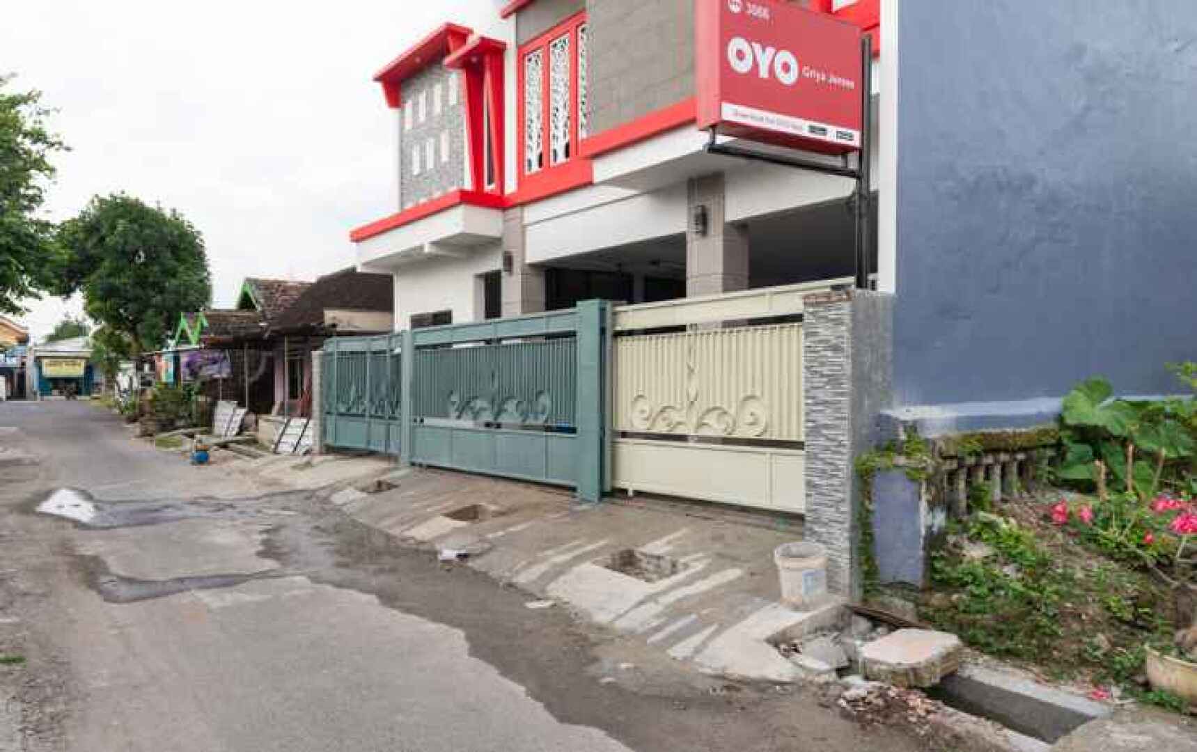 OYO 3066 Griya Jeniee