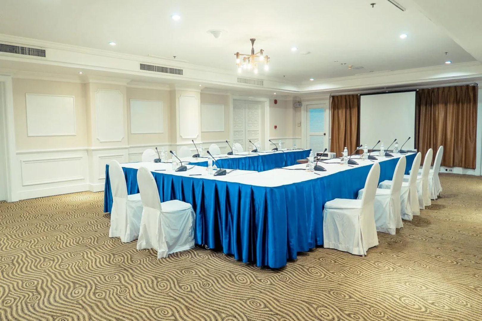 Phuket Graceland Resort And Spa