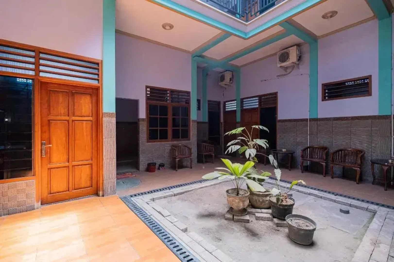 RedDoorz Syariah near Alun Alun Bojonegoro