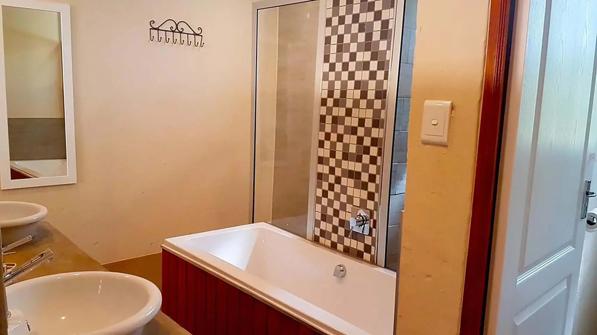 Rocky Hollow Guest Farm