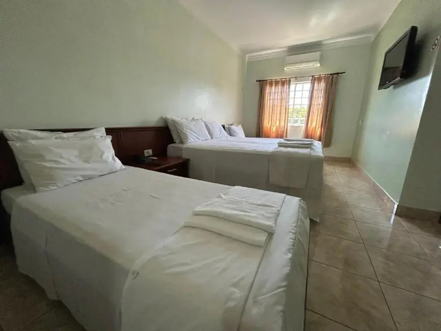 Italian Palace Hotel