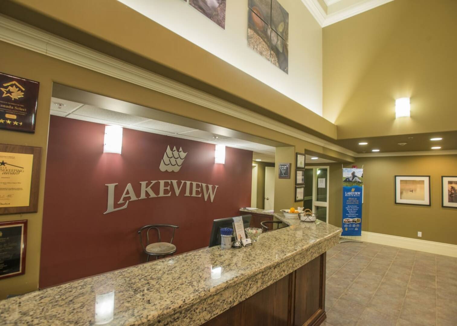 Lakeview Inns & Suites - Edson Airport