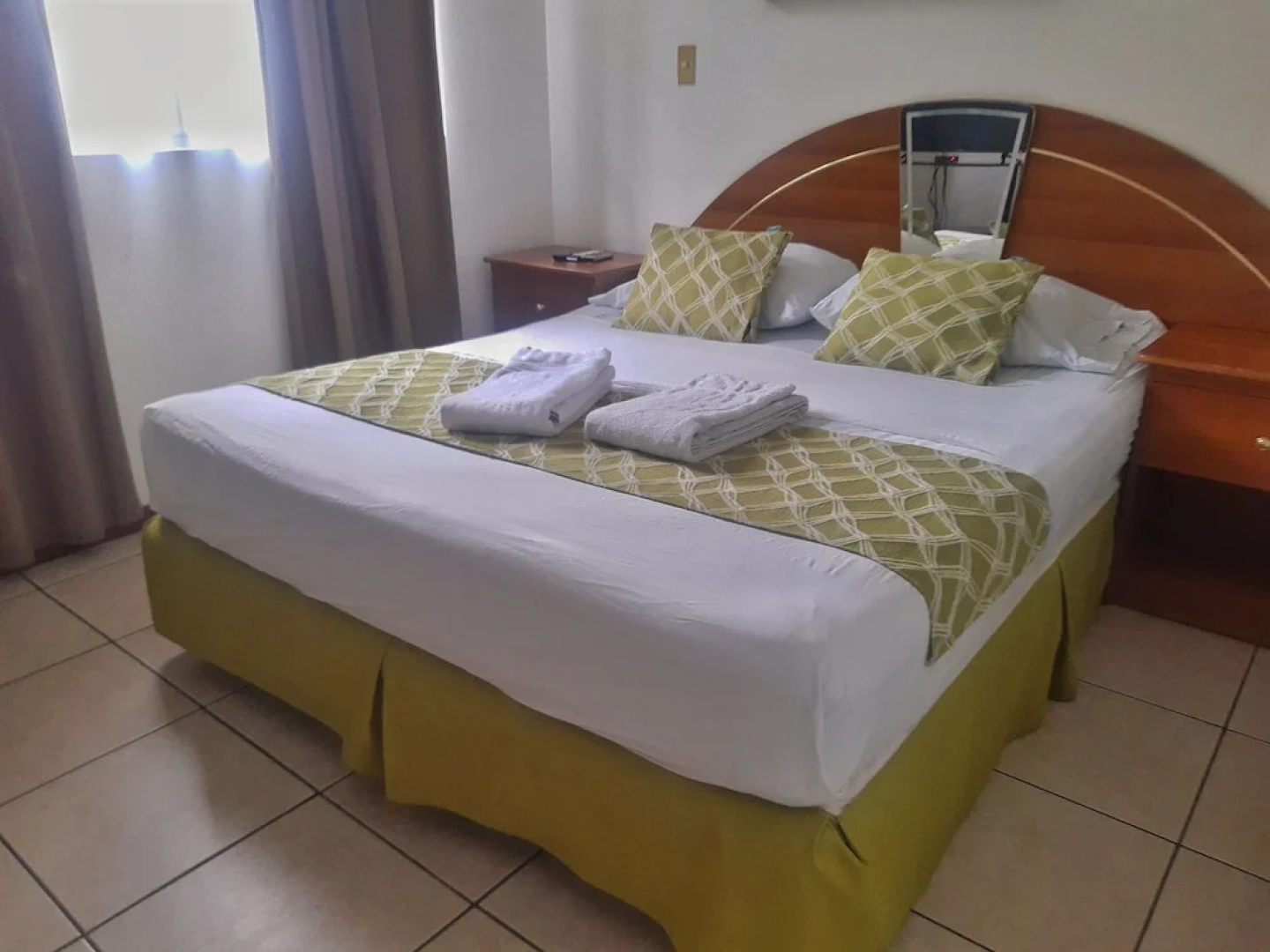 Suites & Apartments San Benito Flats