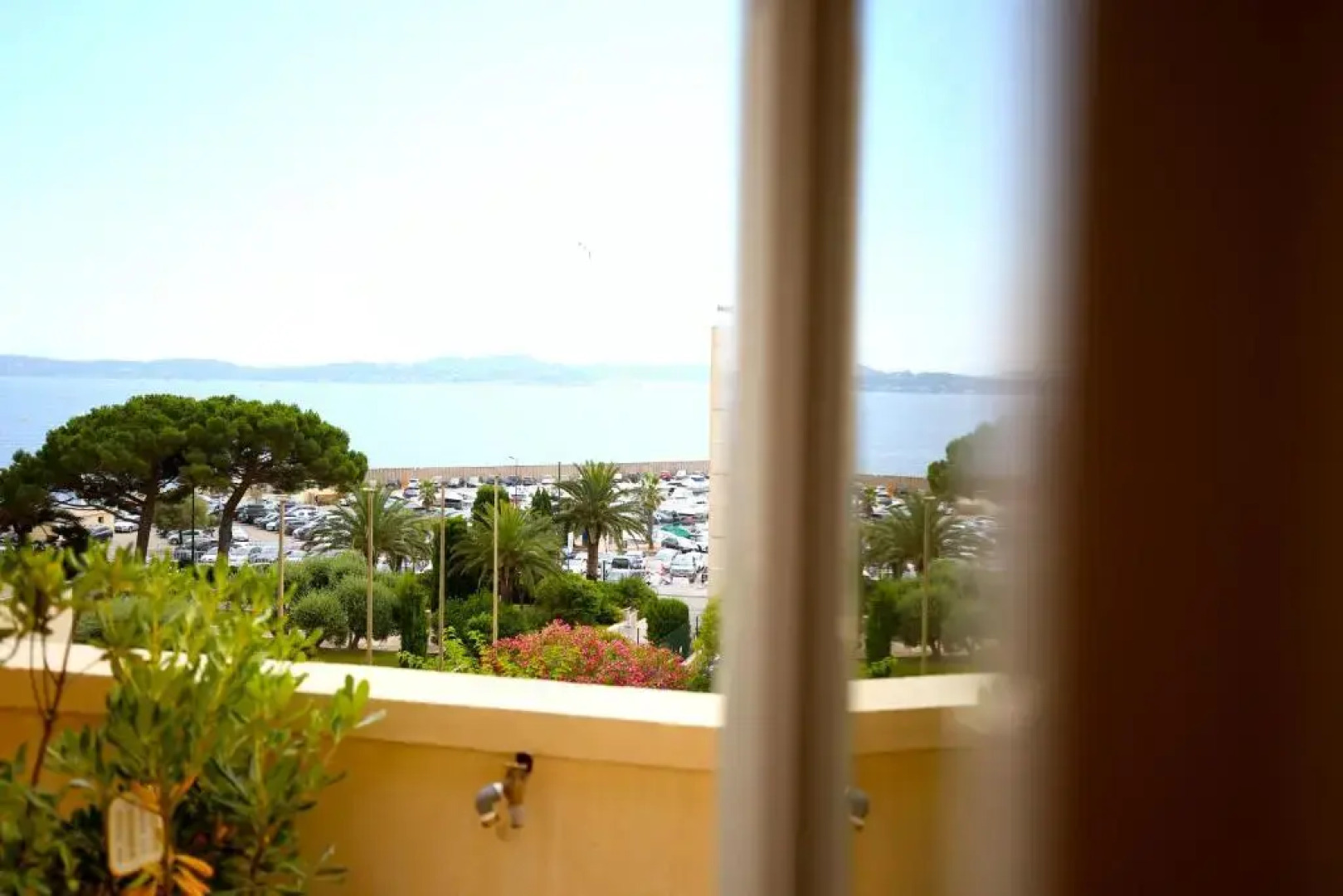 Hotel Royal Bon Repos