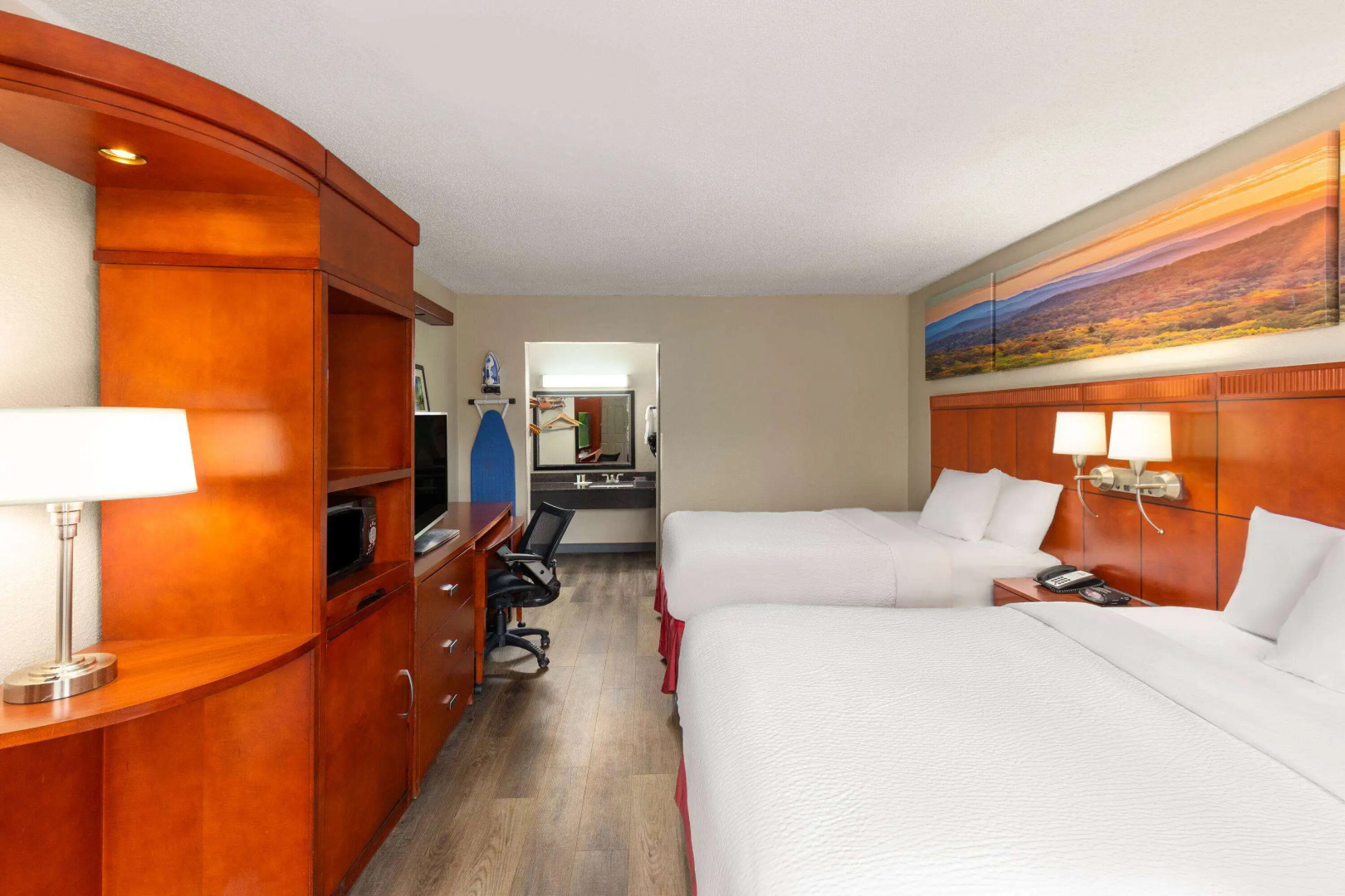 Days Inn by Wyndham Knoxville East