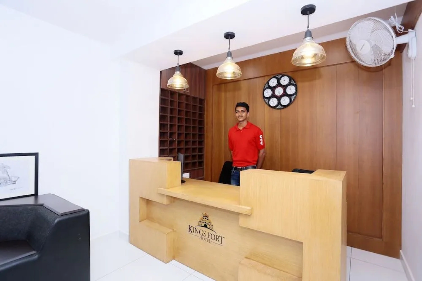 OYO 24139 Kings Fort