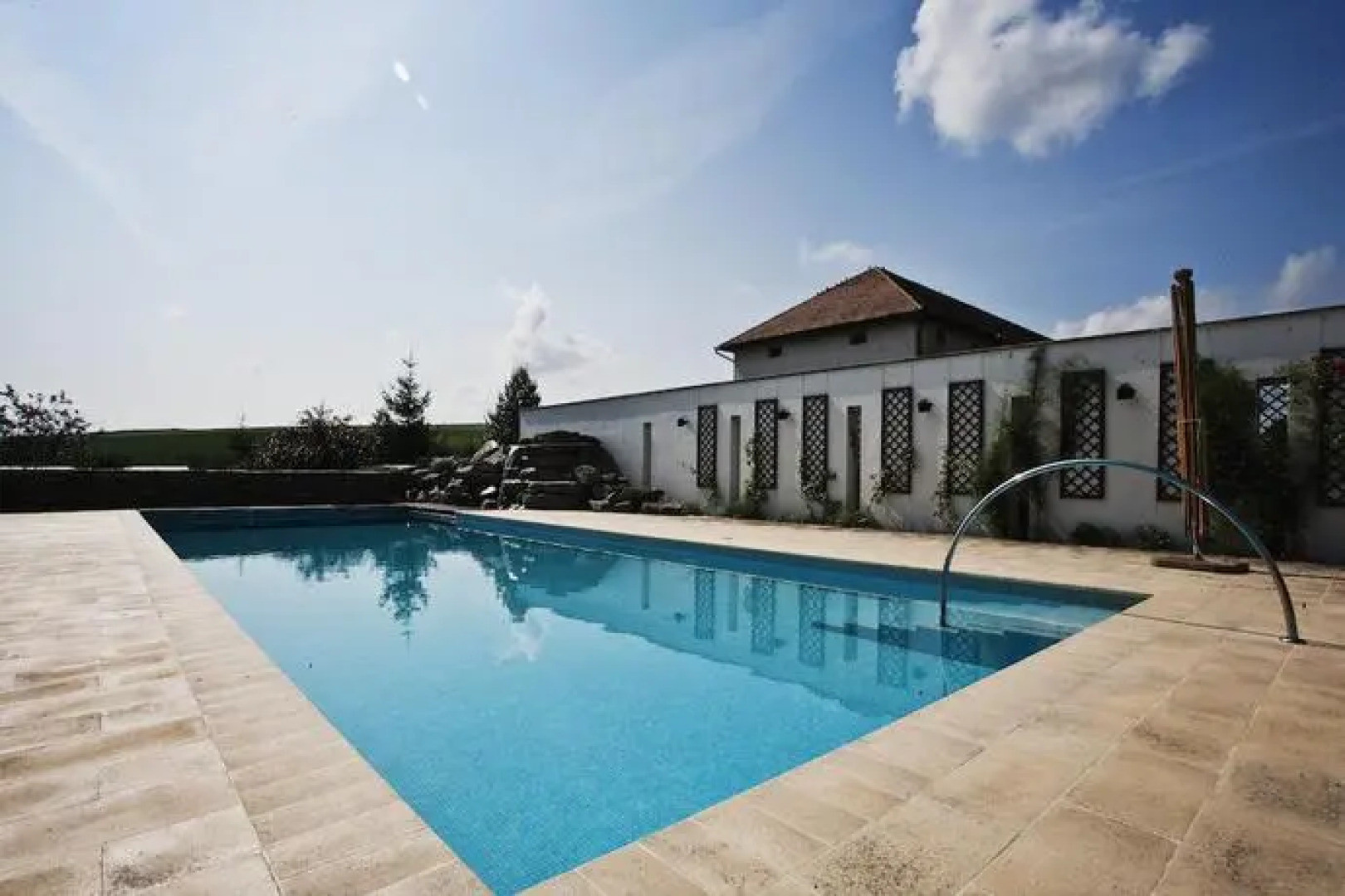 Country Club La Mesteceni