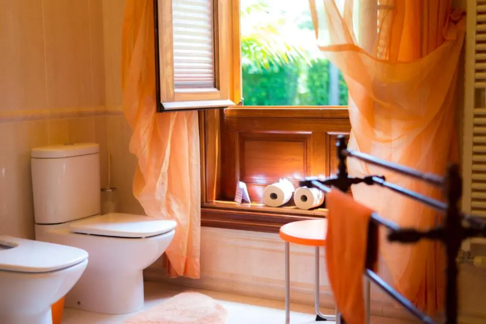 Lujoso apartamento en Finca Robles 1