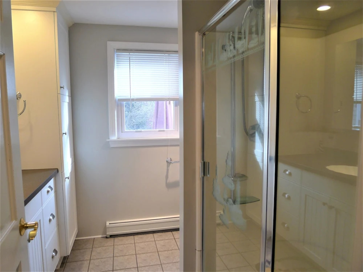 563 Pleasant Lake - 4 Bedroom House