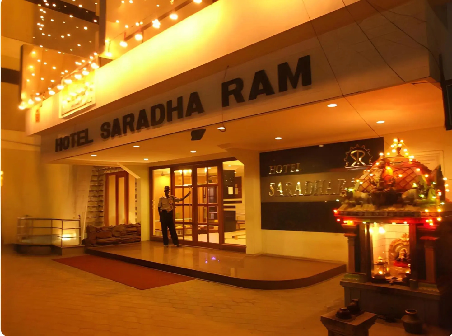 Hotel Saradharam
