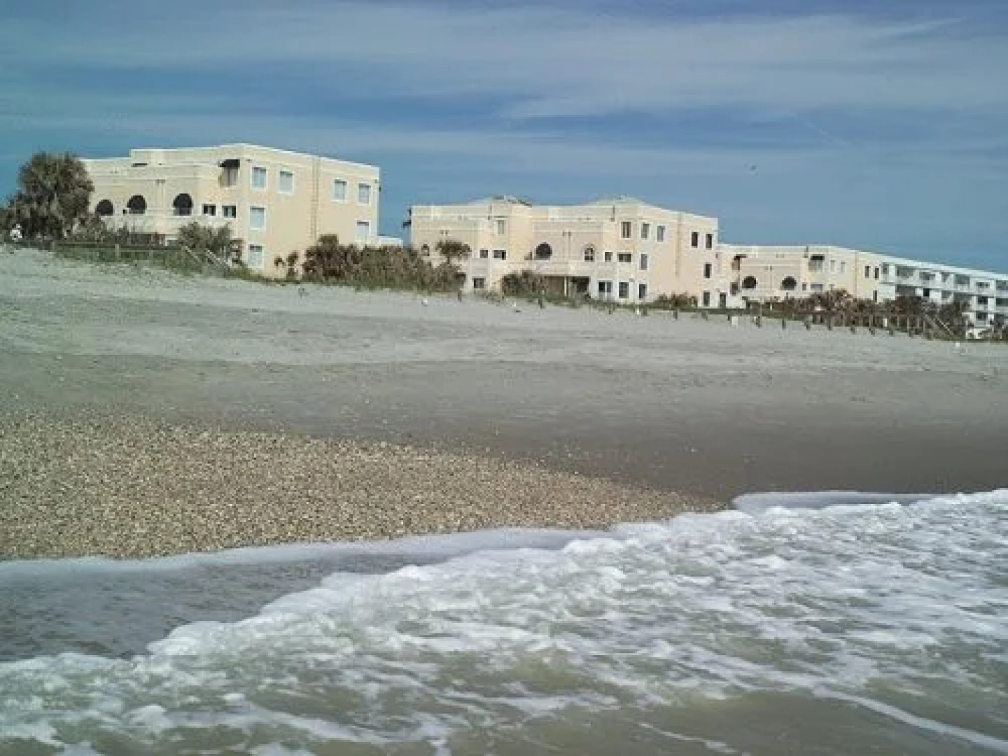 Royal Mansions Resort