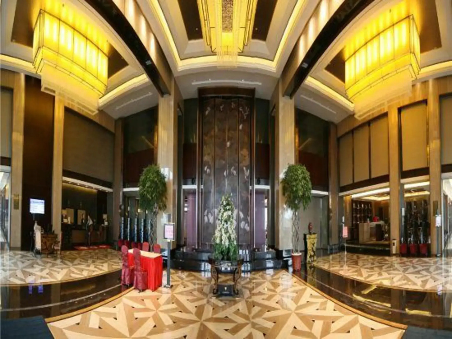 Yunhai Jianguo Hotel