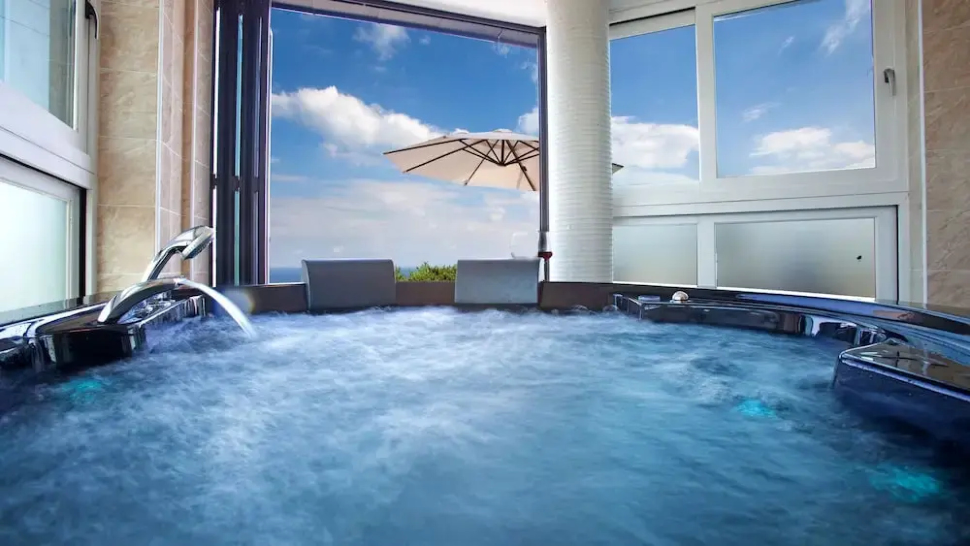 THEMARINE poolvilla&spa