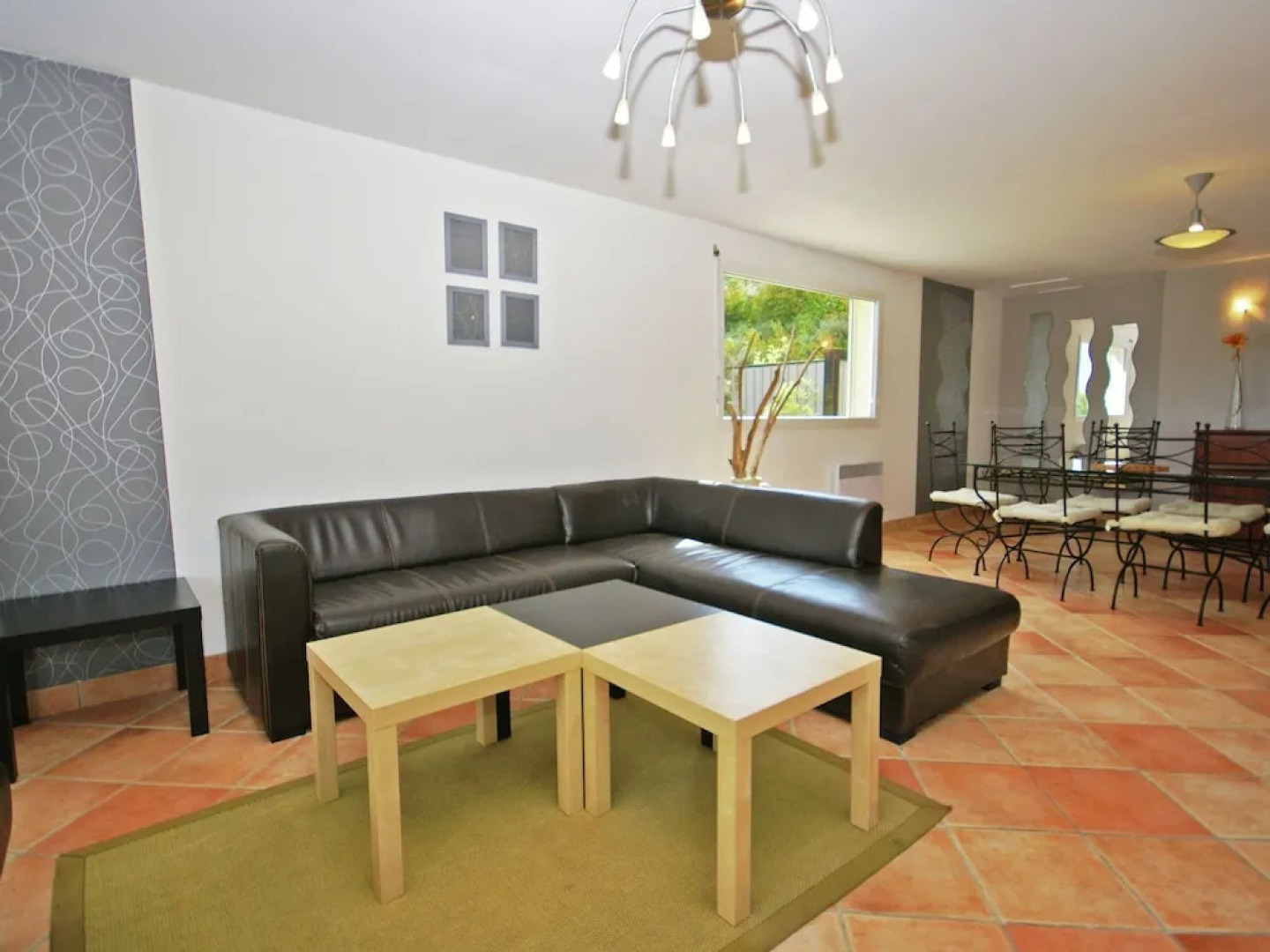 Beautifully Located Villa With Delightful Private Swimming Pool and Lovely View