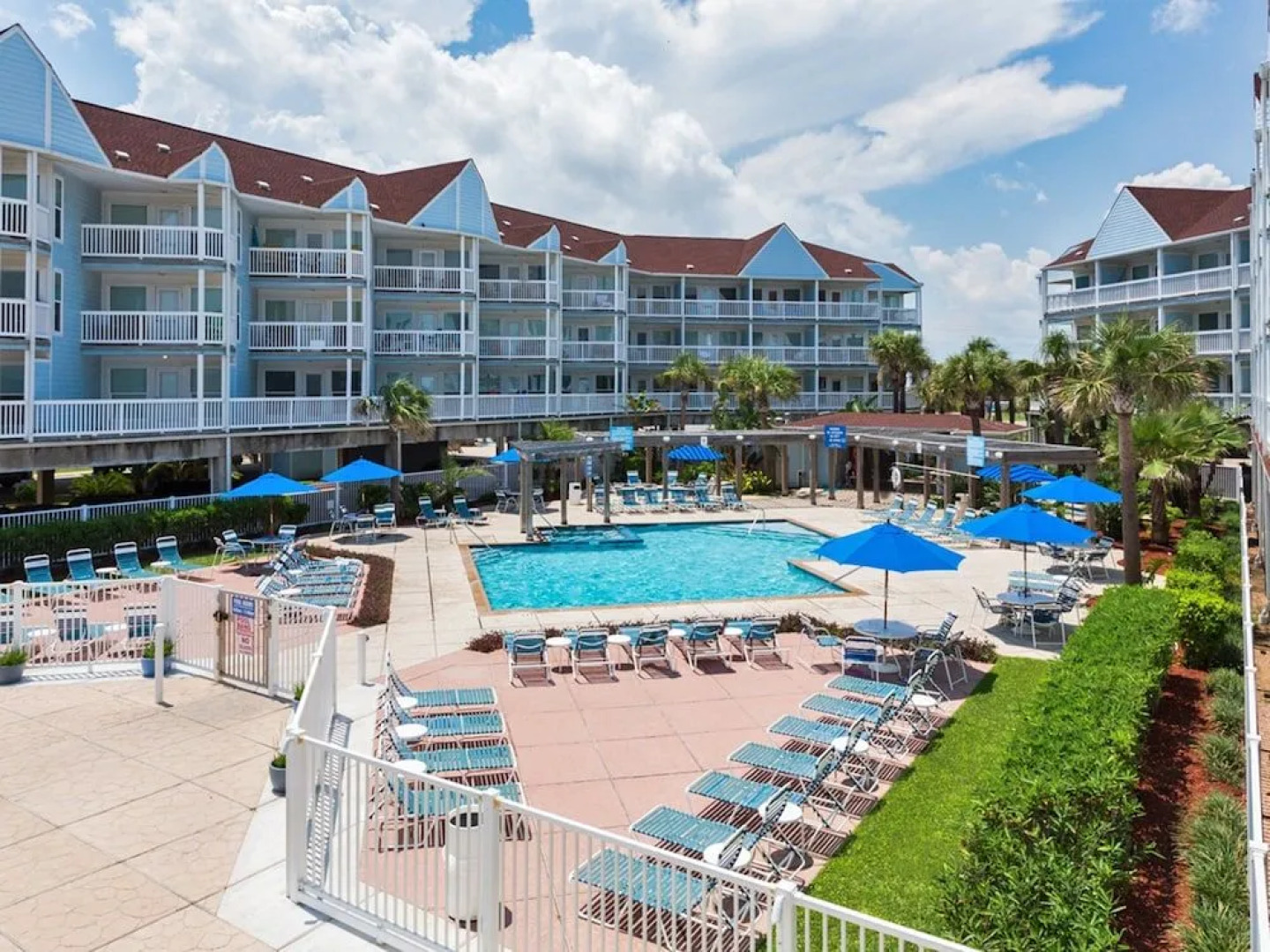 Beachfront Condo w/ Pool & Hot Tub by RedAwning