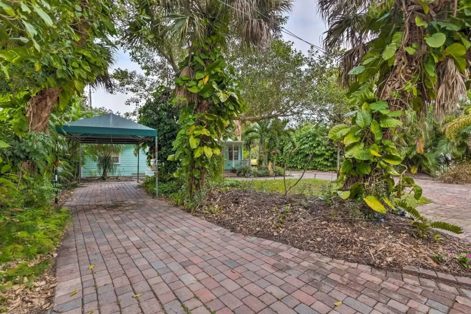 Charming Vacation Home < 3 Mi to Stuart Beach