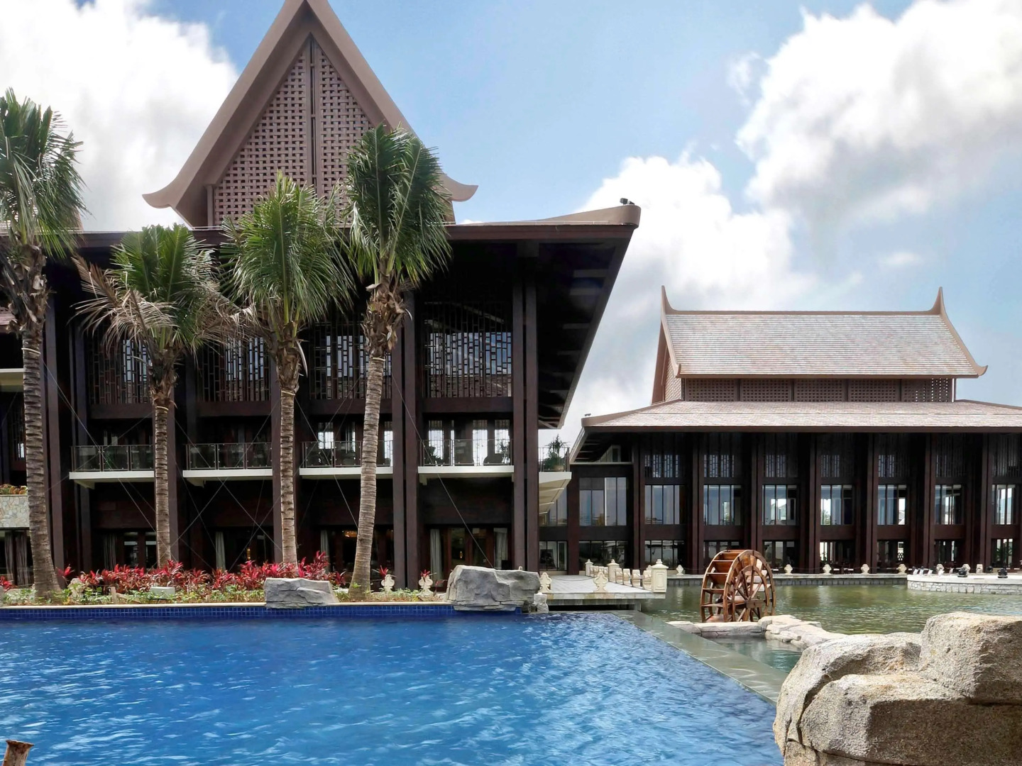 Отель Pullman Sanya Yalong Bay Villas & Resort