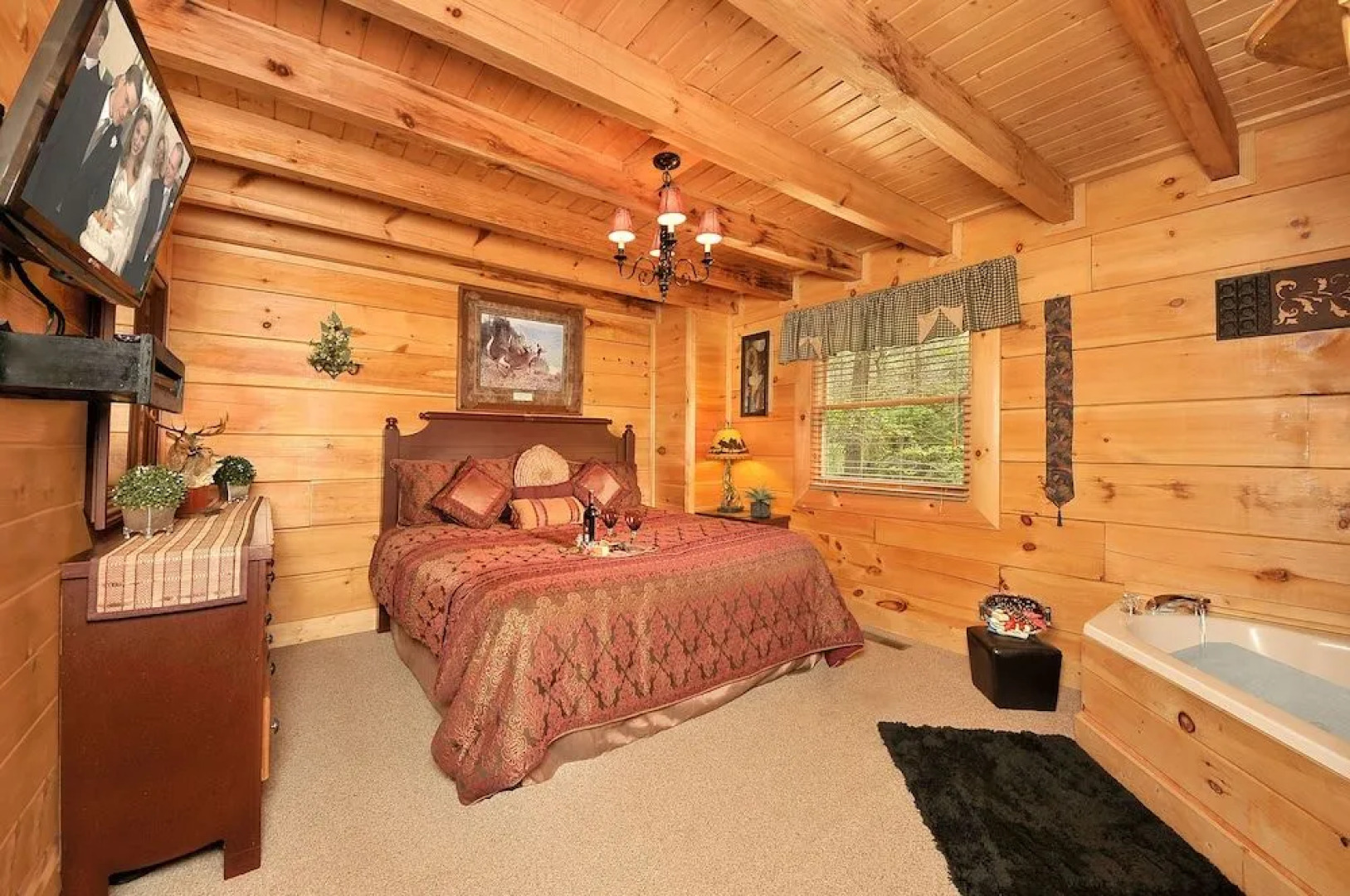 Hakuna Matata - 2 Br cabin by RedAwning