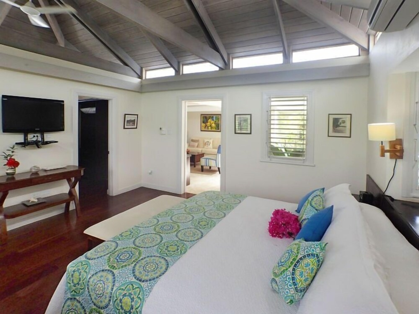 Moonshine Villa, Silver Sands 4 BR